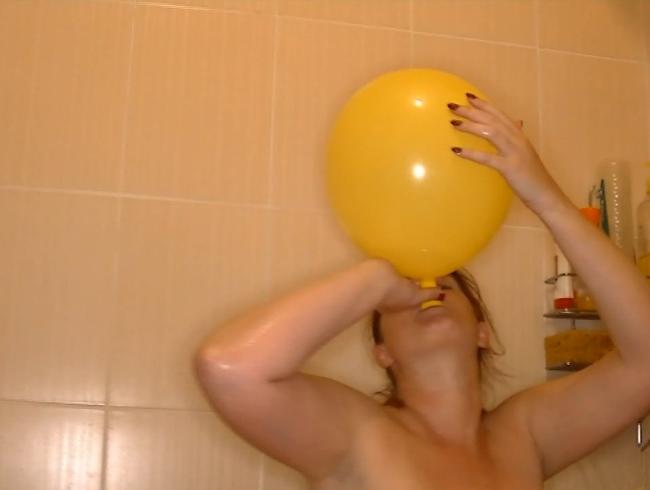 Ballony Girl under the shower