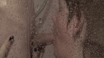 Blowjob unter der Dusche…