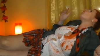 Carneval Party – Smoking Girl –