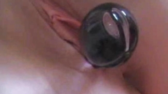 Es sich selber besorgt