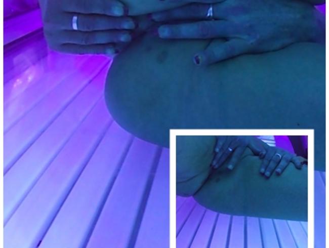 Fingerspielchen im Solarium