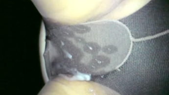 Furz in bespermter Nylon