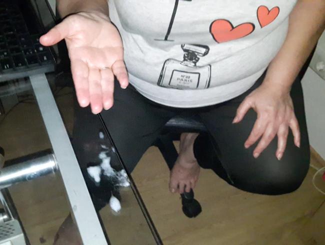 Homeoffice Handjob