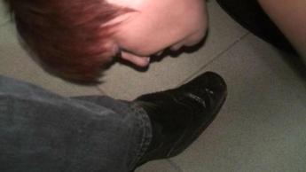 Ich reinige die Schuhe meines Herrn