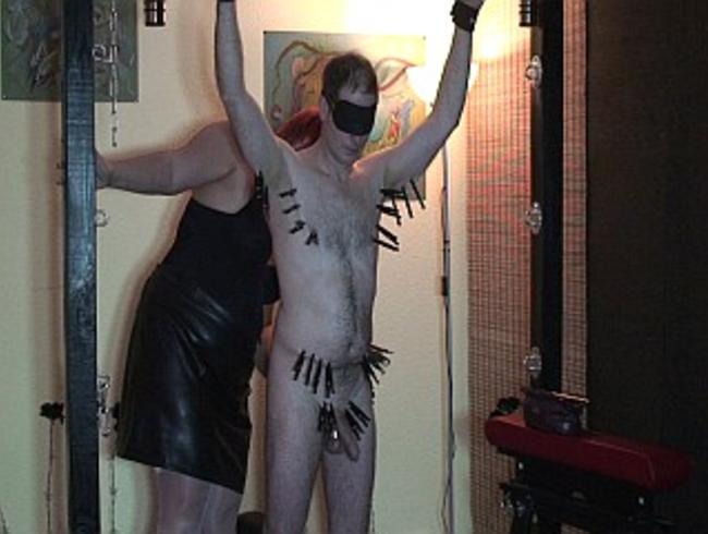 Klammern und Rohrstock…