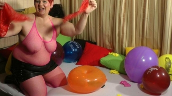 Luftballons platzen lassen – Fetischvideo