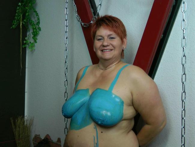 Mit Latexfarbe rumgesaut