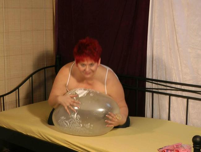 Mit grossem Ballon gespielt