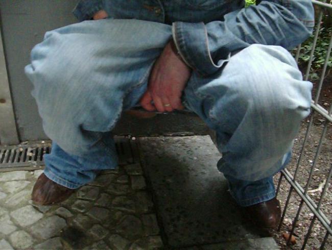 NS-angesoffen (Fahrstuhl am Rathaus)