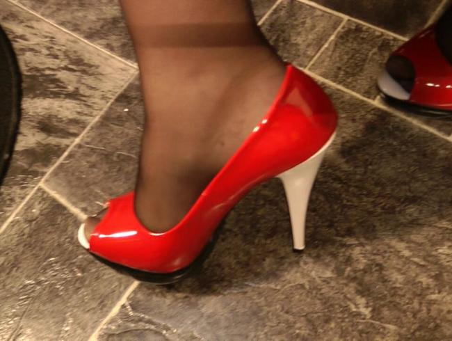 Rot – Weiß – Schwarz und 14 Zentimeter ;-)