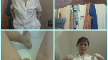 Schwester Gina pisst auf Schwanz im Kittel und Latexhandschuhen 2