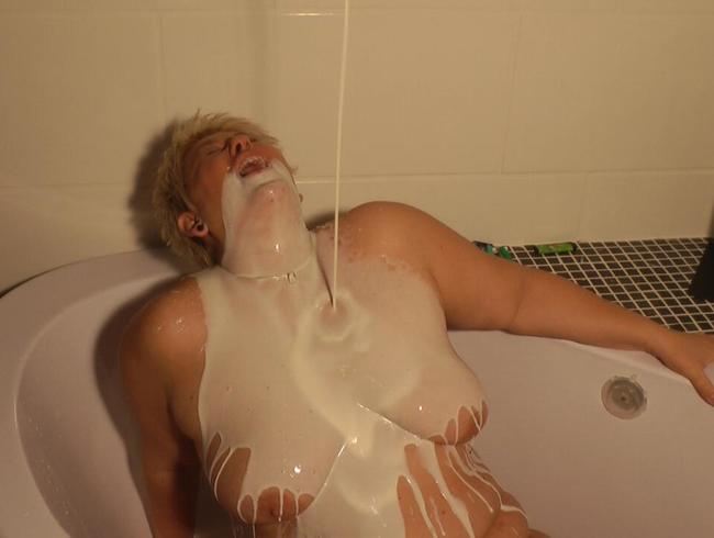 So möchte ich mal in Sperma baden :)