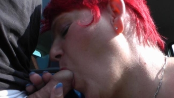 Spermaspende eines Spaziergängers