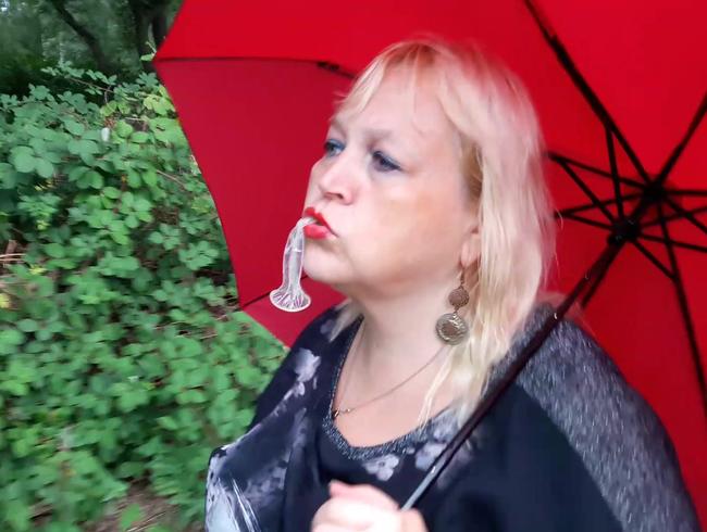 Spermawalk unterm Regenschirm