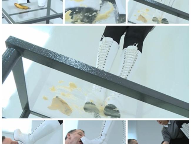 Stiefellecker – der Glastisch –