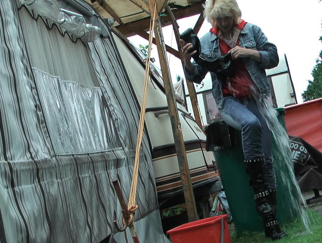 Stiefelwaschen in Tonne(wet)