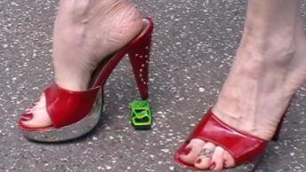 autos gefunden und platt  gemacht