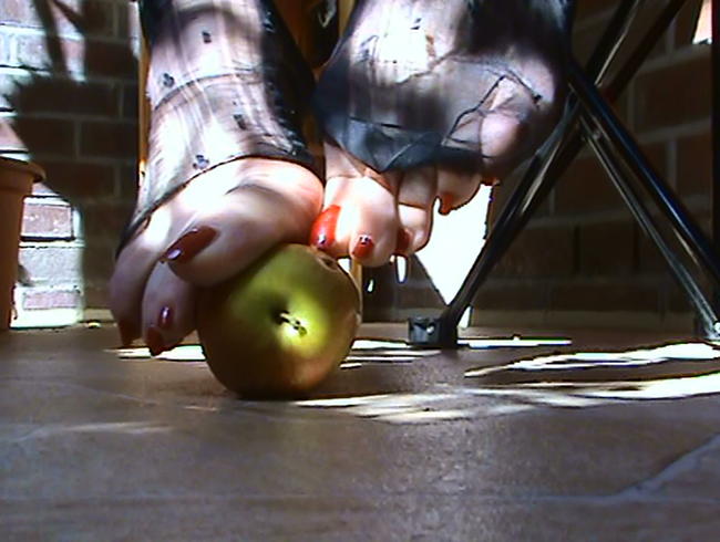 einen apfel bearbeiten…..