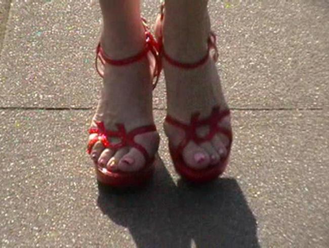 einwenig spazieren gehen in sexy heels