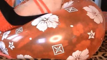 ich bin das Ballony Girl 4