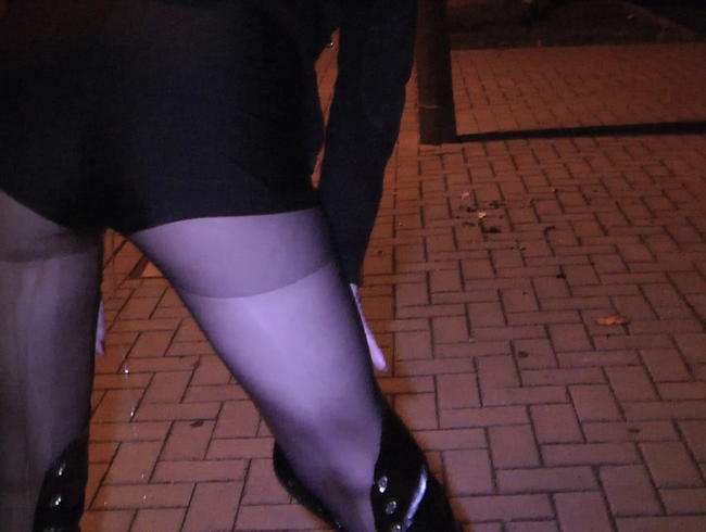 lange autofahrt…….volle blase