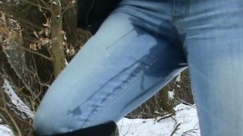 nasse jeans,schnee und gummistiefel