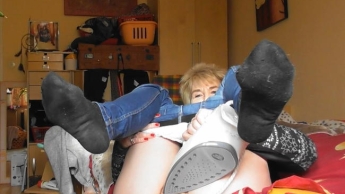 ob er es gerochen hat…….?