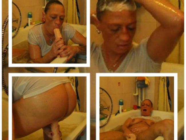 wet Tshirt und Dildo spiele