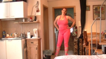 FRau nachbarin fickt mal wieder