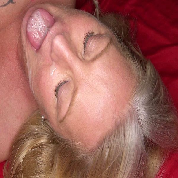 Schnellspritzer! In 60sek Maul und Gesicht besamt!