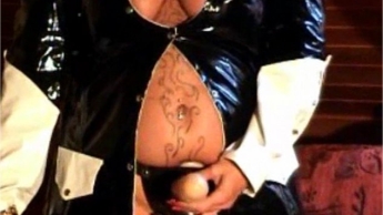 Sklavenerziehung mit Strapon