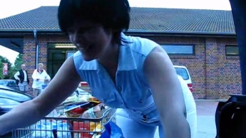 Treffen beim Discounter, vögeln bei mir