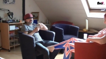 User in Radlerhosen vernascht 1