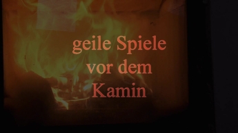 geile Spiele vor dem Kamin