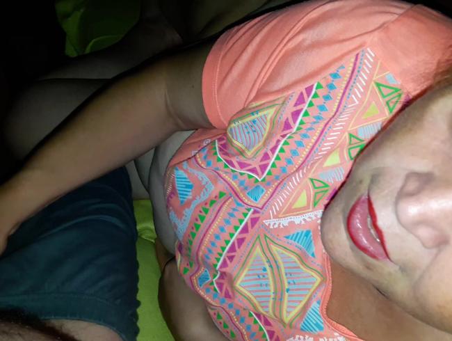 Dein Ständer ausgepackt – Handjob für dich