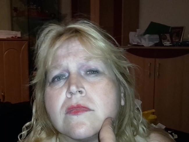 Ohrfeigen für mich devotes Miststück