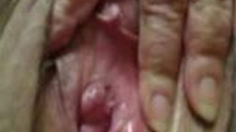 Haarige Omarille ganz nah