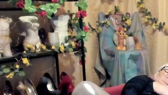 Fette geile Hänge Euter und warmes aus der Quelle frisch